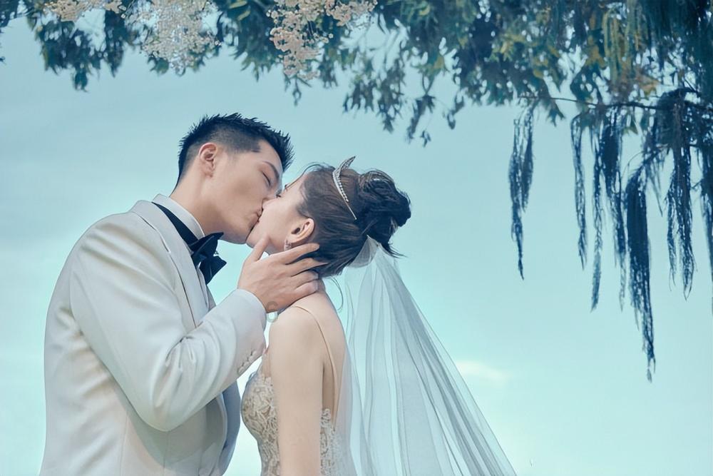贵阳东大肛肠医院:是谁大便后还要把小肉球塞回去!塞也是技术活儿,你塞对了吗?